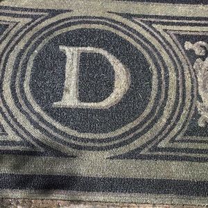 Meet your Posher, Jae